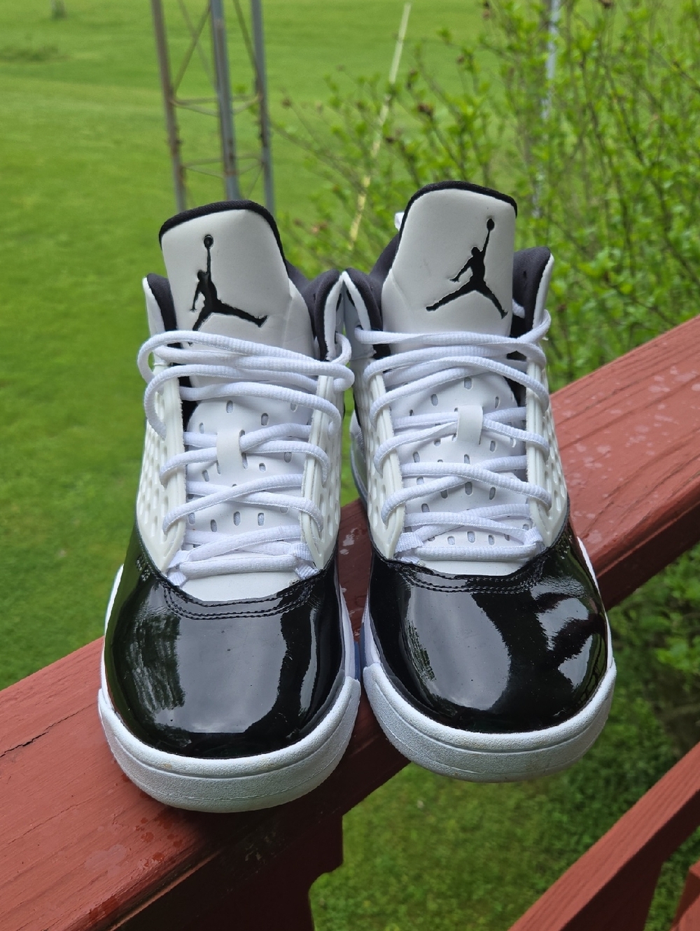 Nike Air Jordans Maxin 200 Black & White Ice Hi Top Basketball Shoes Size 8.5